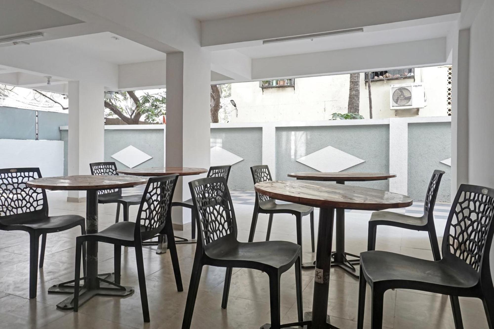 פונה Fabhotel Saffron Inn I - Nr Darshan Museum מראה חיצוני תמונה