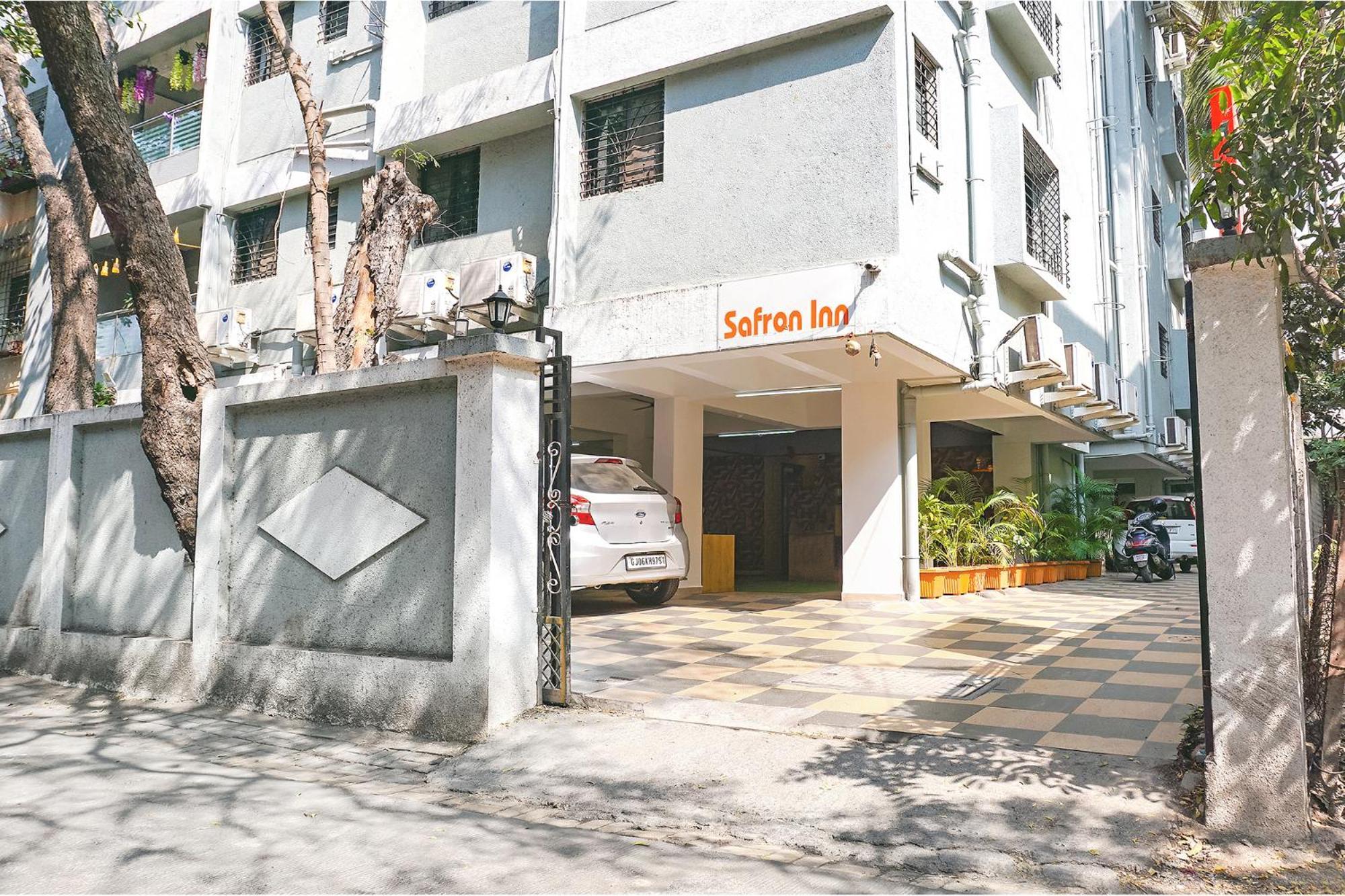 פונה Fabhotel Saffron Inn I - Nr Darshan Museum מראה חיצוני תמונה